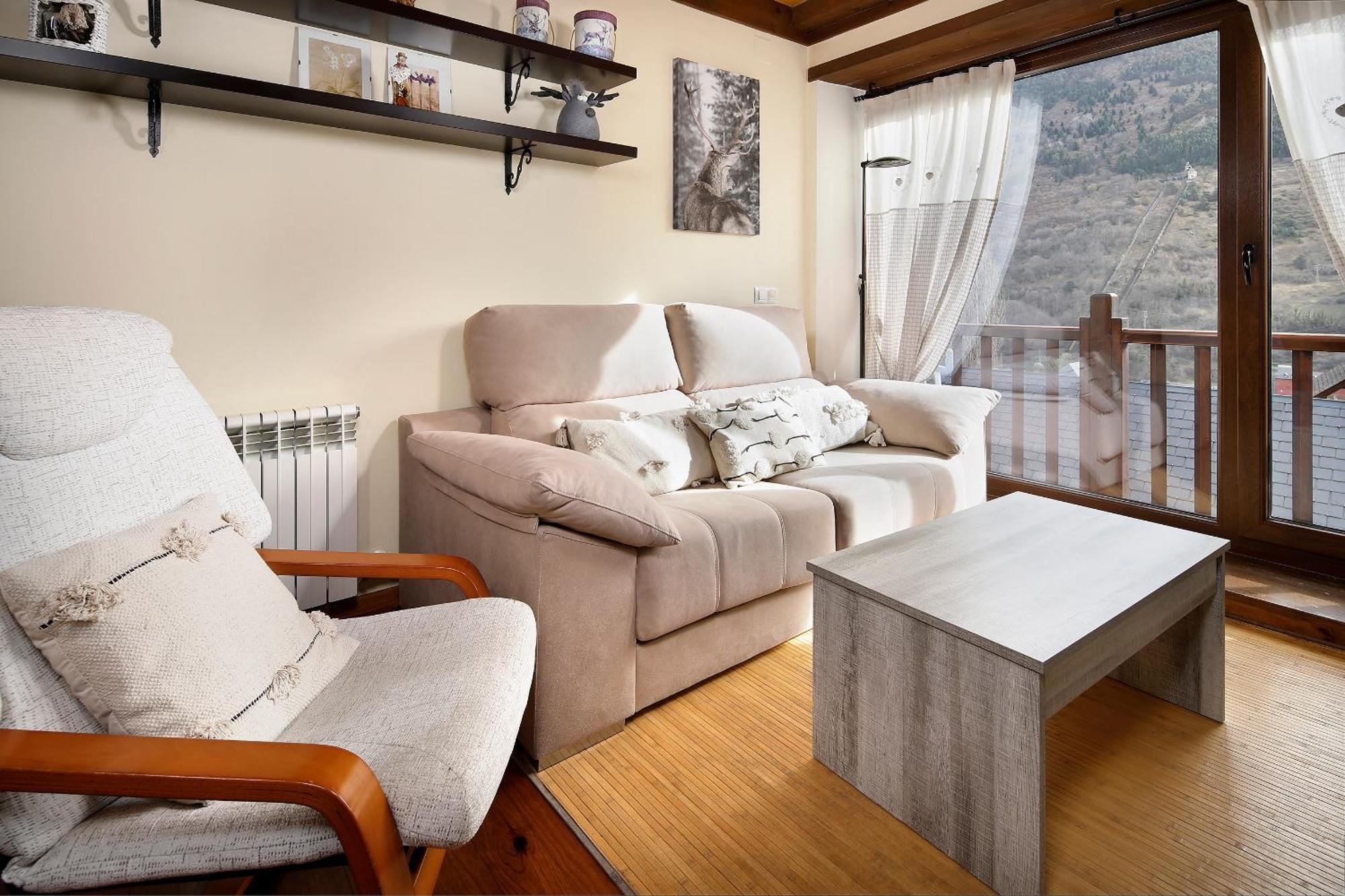 Apartamento La Santeta De Aran Vielha e Mijaran Exterior foto